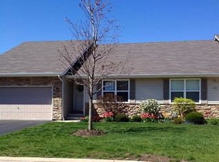 1131 Rose Dr, Sycamore, IL 60178
