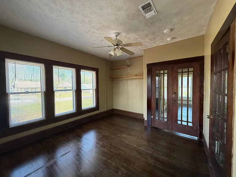 126 Wortham Dr — Photo 8