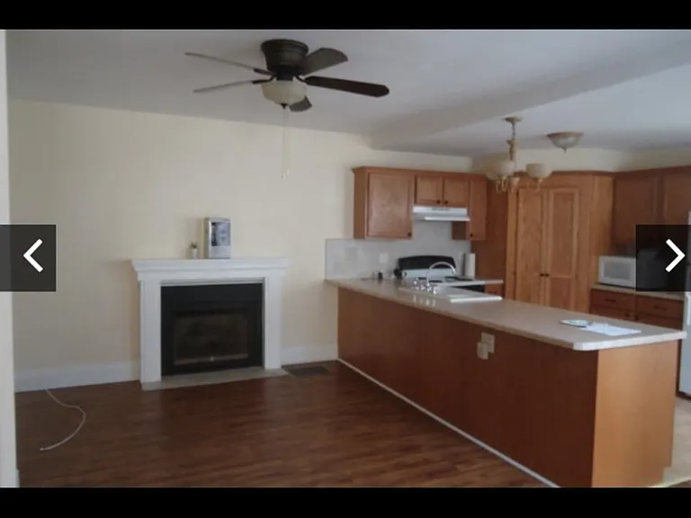 2022 Chester Ave — Photo 2