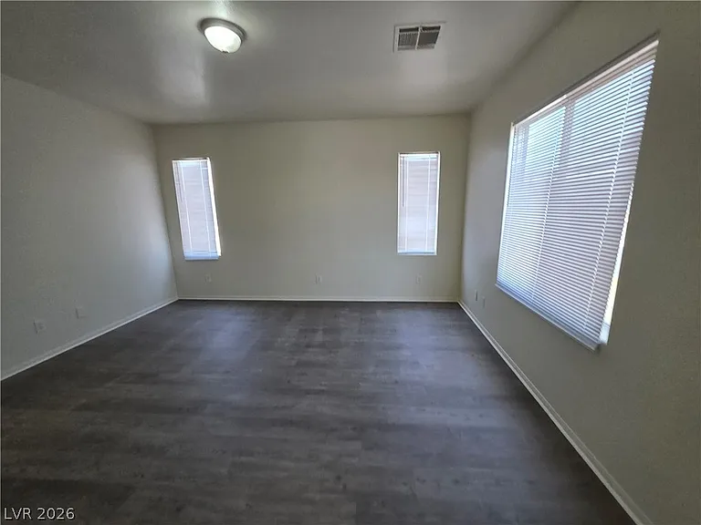 731 Emerald Idol Pl — Photo 17