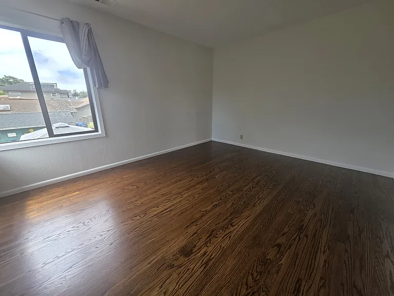 616 Miramontes St — Photo 9
