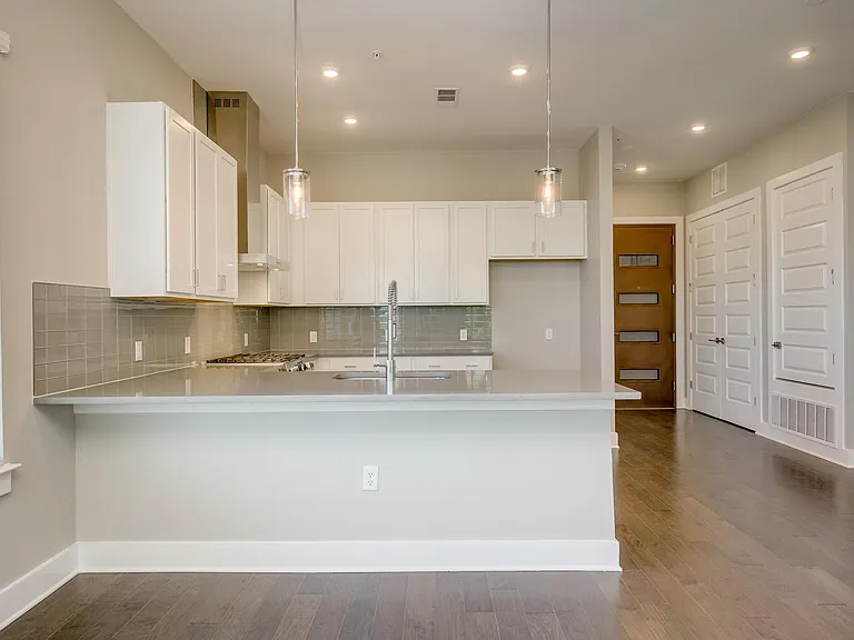 4325 Jackson Ave #2105 — Photo 22