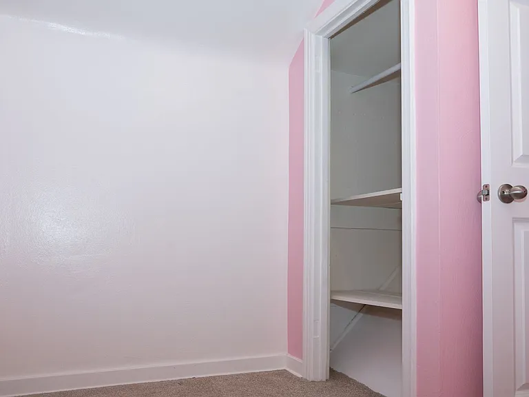 726 Hestor Dr — Photo 13