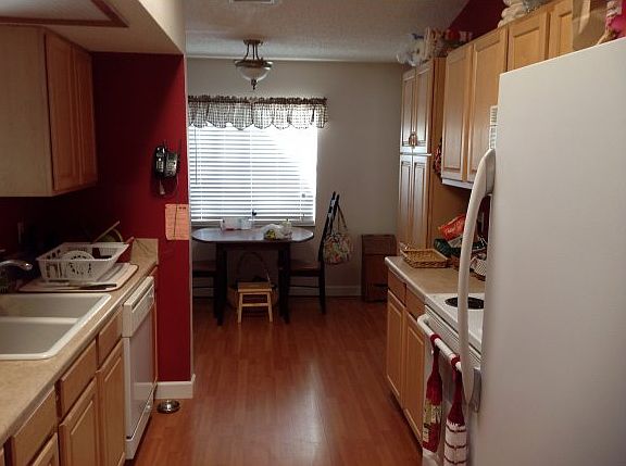 3rd image of 7262 N Galt Pt
