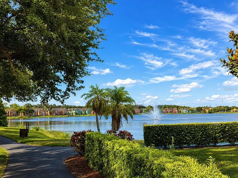 9160 Lake Chase Island Way #9160 — Photo 22