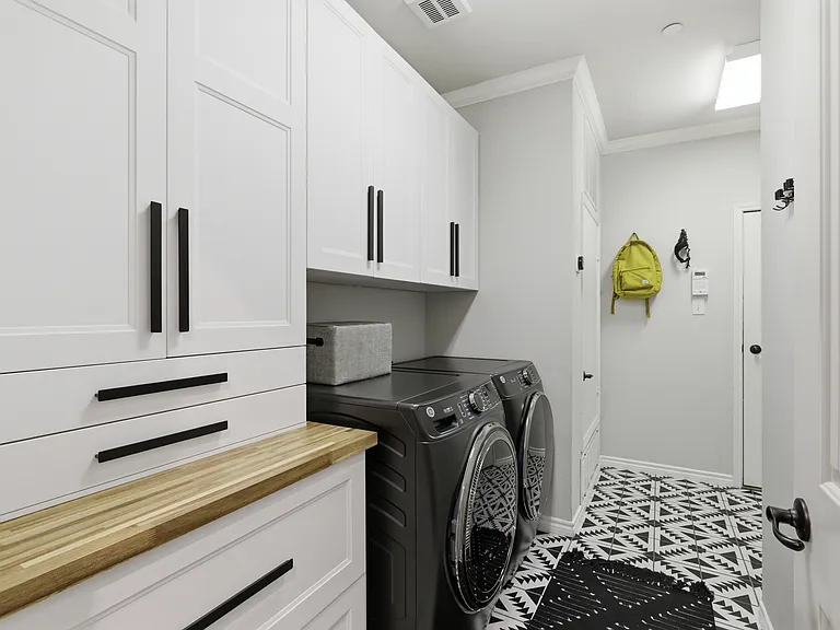 1020 Texas St #3100 — Photo 6