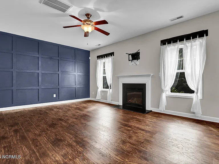 801 Rosedale Dr — Photo 11