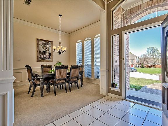 4th image of 2088 Wimpole Ct W