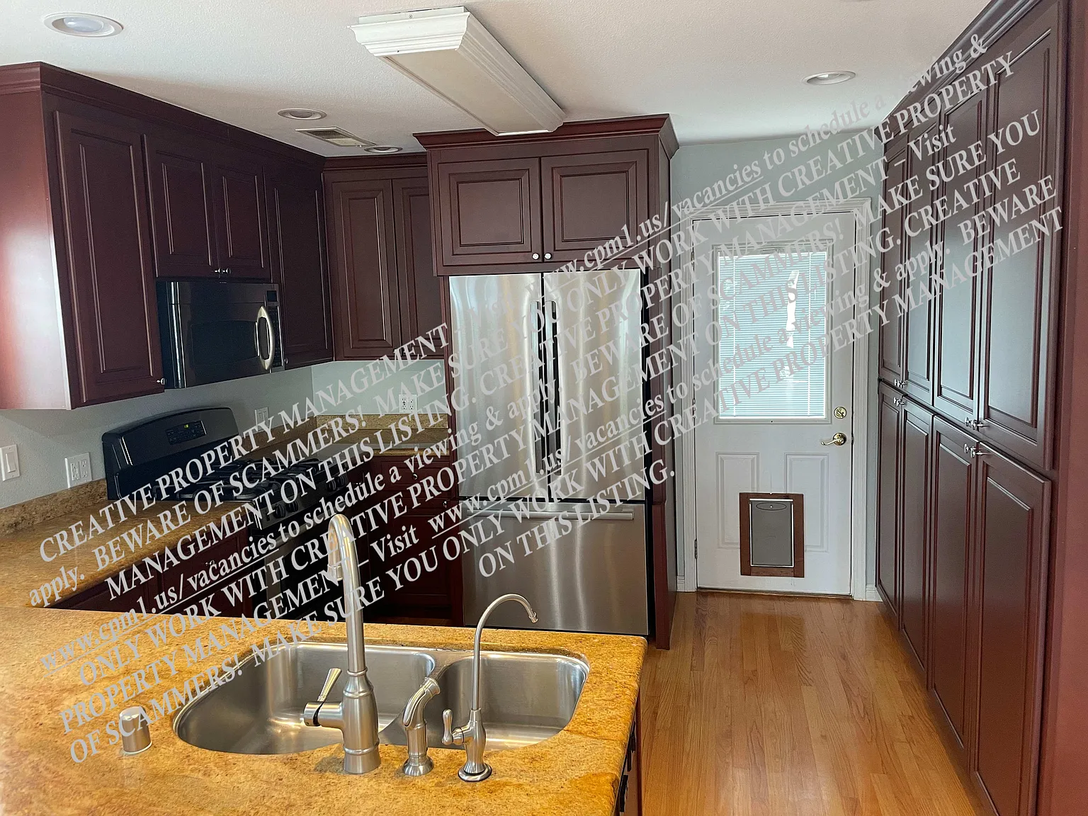 3 bed, 1249 sqft, $4,645 — Photo 3