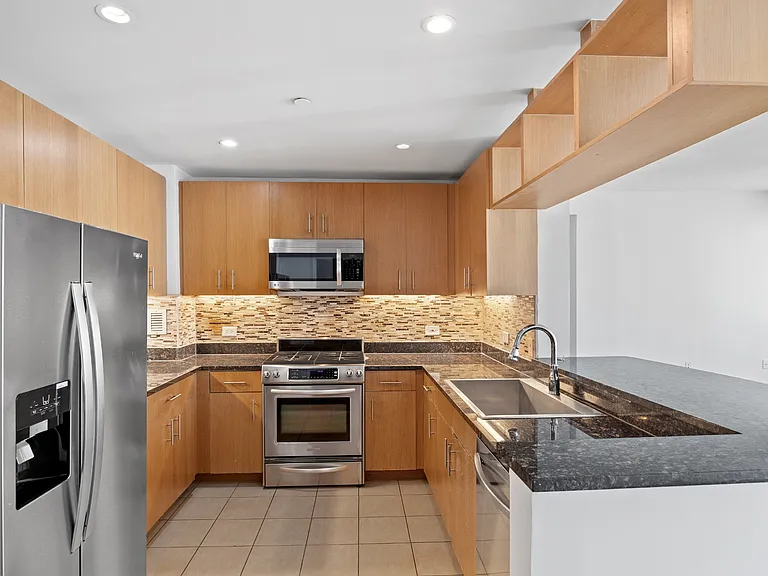 1 Shore Ln #1910/1911 — Photo 10
