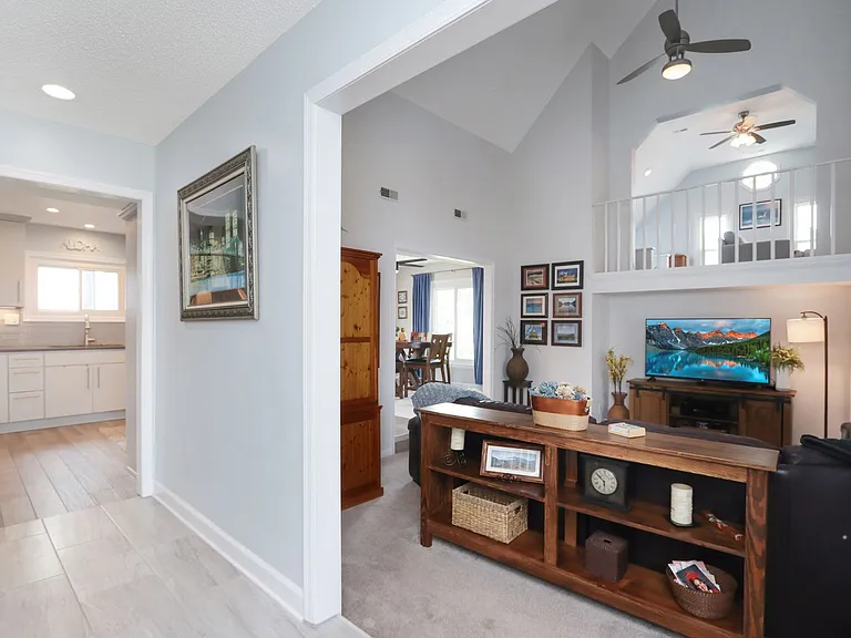 20B Freeman Dr — Photo 6