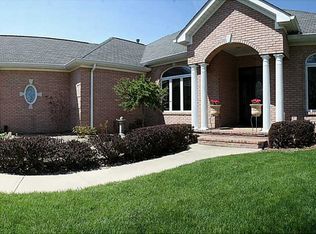 450 Austin Ln, Greenwood, IN 46142