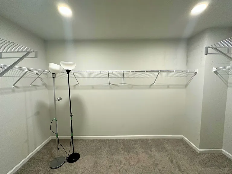 547 Backacre Ct — Photo 13