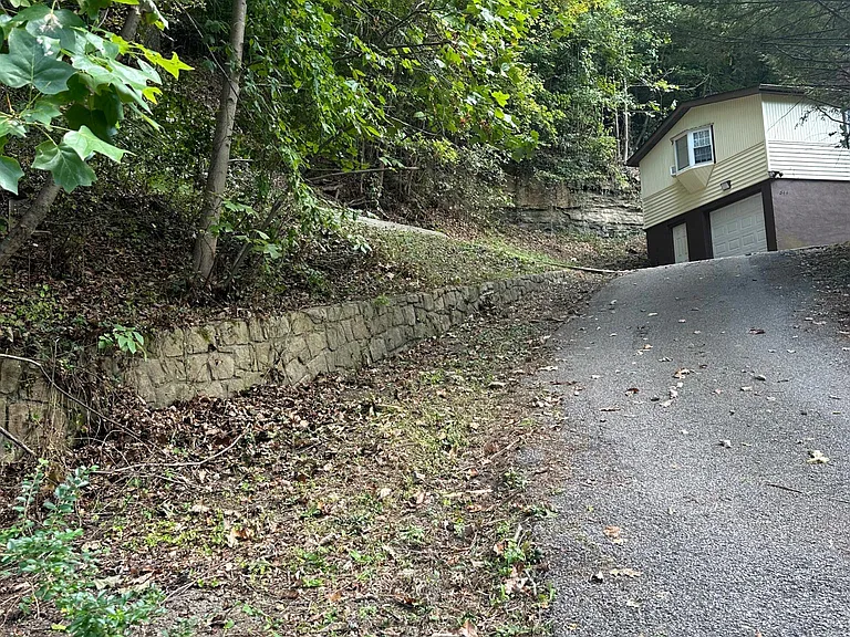 844 S Park Rd SE — Photo 18