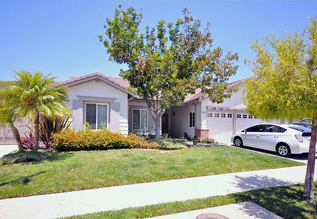 1st image of 373 Lucero St