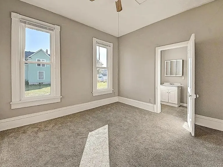 1409 Bever Ave SE #1 — Photo 8