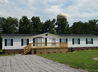 74 Aberdeen Dr, Lumberton, NC 28358