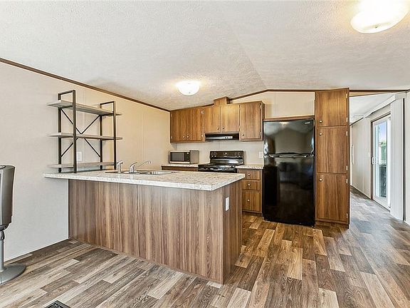 5th image of 149 Cypress Dr