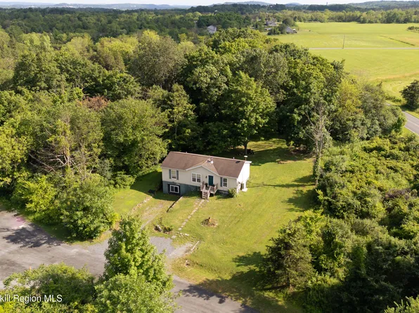 72 Van Brunt Drive, Athens, NY 12015