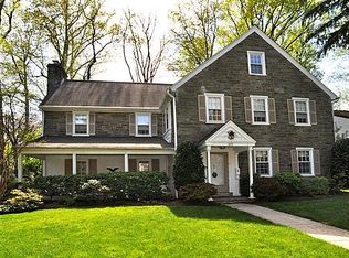 1912 Lambert Rd, Jenkintown, PA 19046