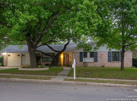 2nd image of 427 Tammy Dr