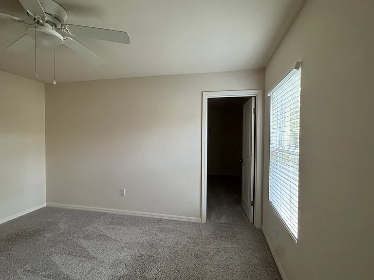 1271 S McDuff St — Photo 14