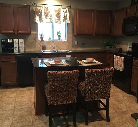 4th image of 8914 Oakwood Park