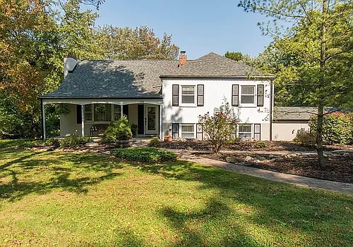 135 Stenton Ave Photo 1