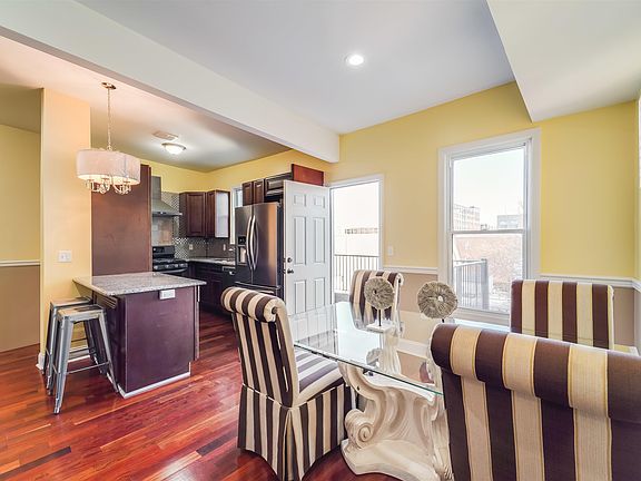5th image of 368 Pacific Ave APT 2
