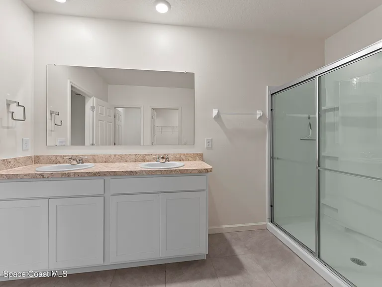 7349 Tourmaline Dr — Photo 16