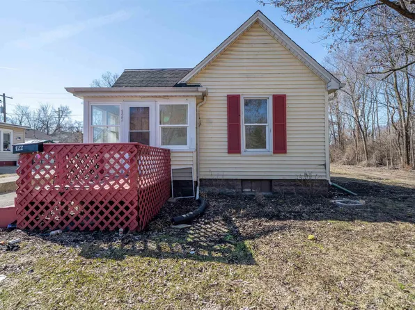 122 State St, North Pekin, IL 61554