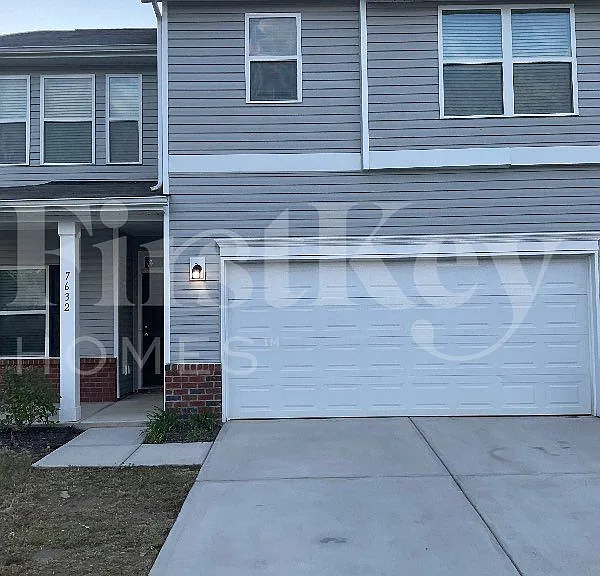 7632 Wallace Farm Ln — Photo 1