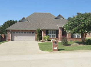 1007 Stone Creek Dr, Ardmore, OK 73401