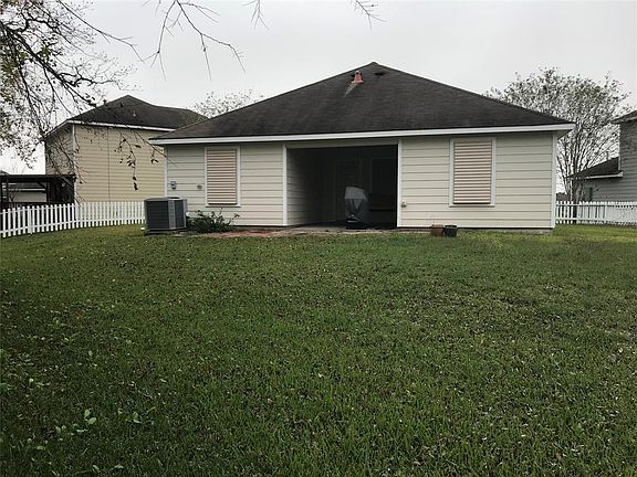 2nd image of 2605 Aria Ct
