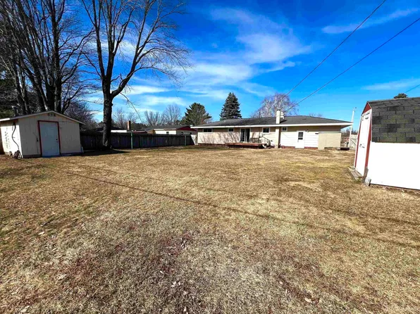465 W Adams St S, Gwinn, MI 49841