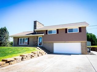 426 Vista Dr, Butler, PA 16001