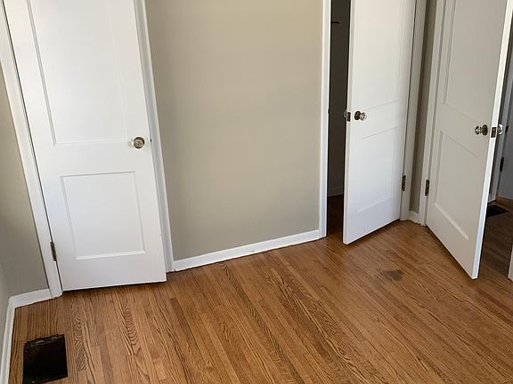 5th image of 260 Fairview Ave S