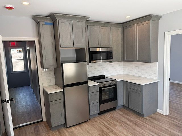 1st image of 10-12 E Main St #4