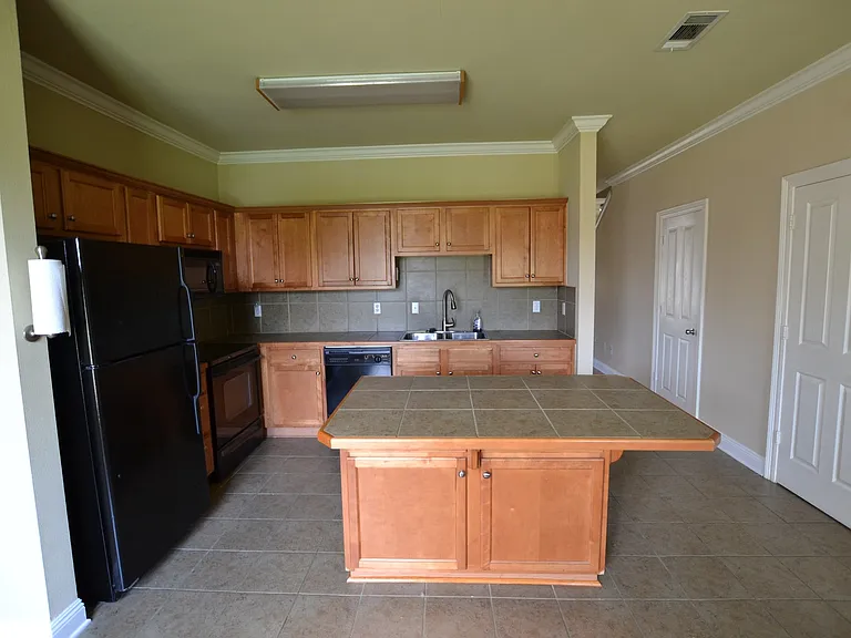2117 Cypress Hall Aly — Photo 5