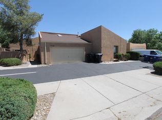 5320 Heritage Way NE APT B, Albuquerque, NM 87109