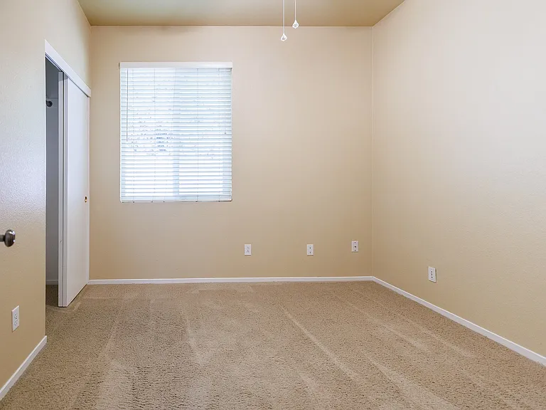 5517 Laguna Crest Way — Photo 14