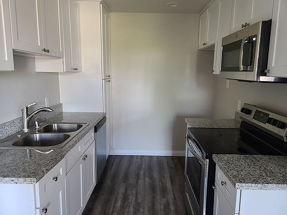 2nd image of 9922 W Broadway #9922-22