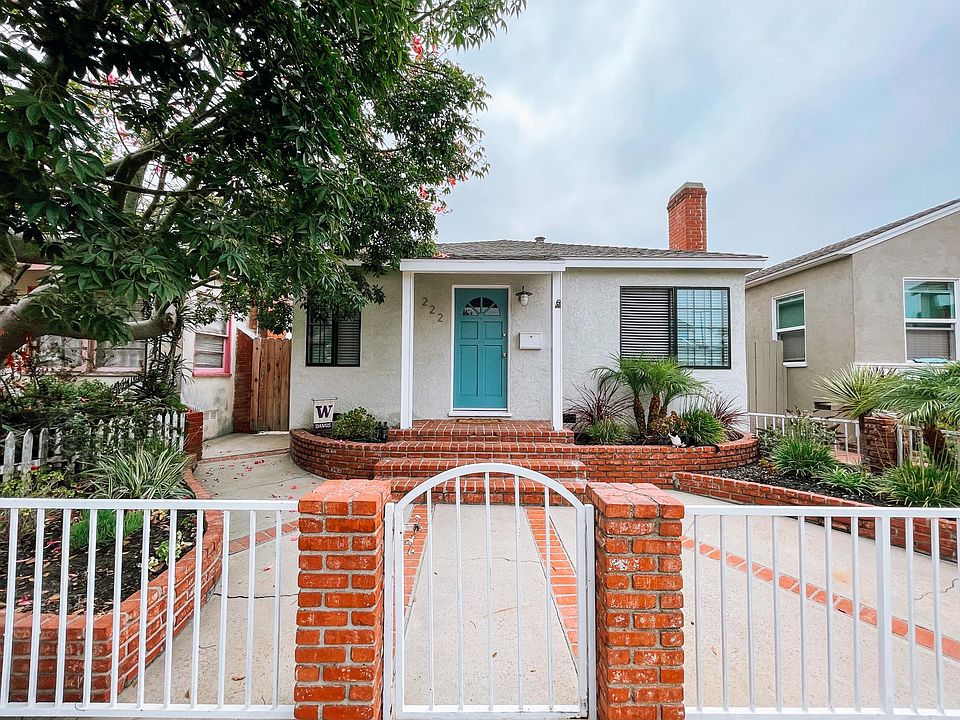 Gated front yard