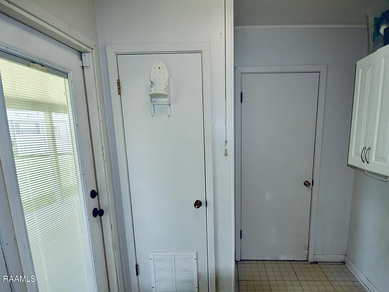 101 Boxwood Dr — Photo 12