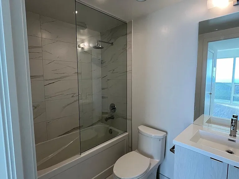 55 Cooper St #7309 — Photo 10