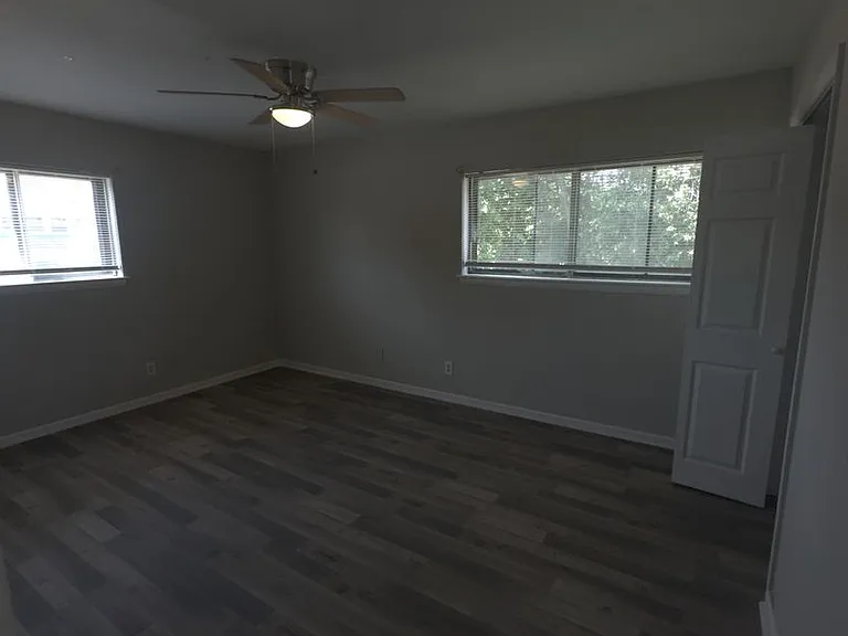 3600 Newport Ave — Photo 17