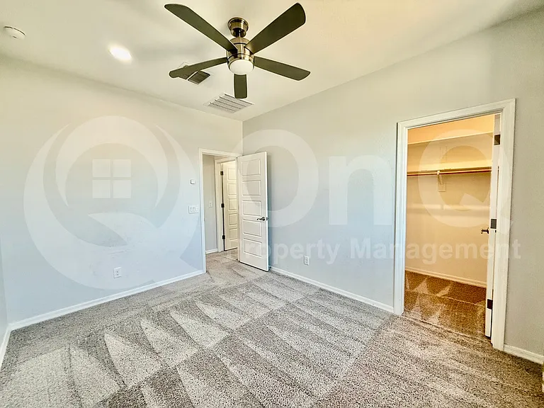 1312 E Gemini Pl — Photo 24