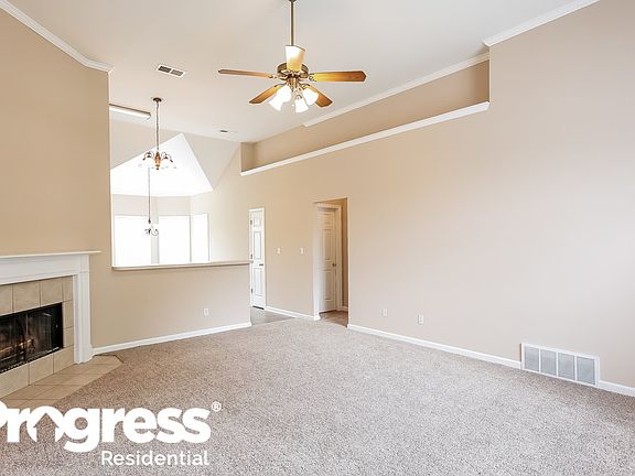 4th image of 1606 Farkleberry Dr