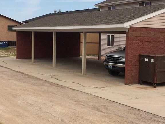 4th image of 1736 Fetterman Dr APT 1