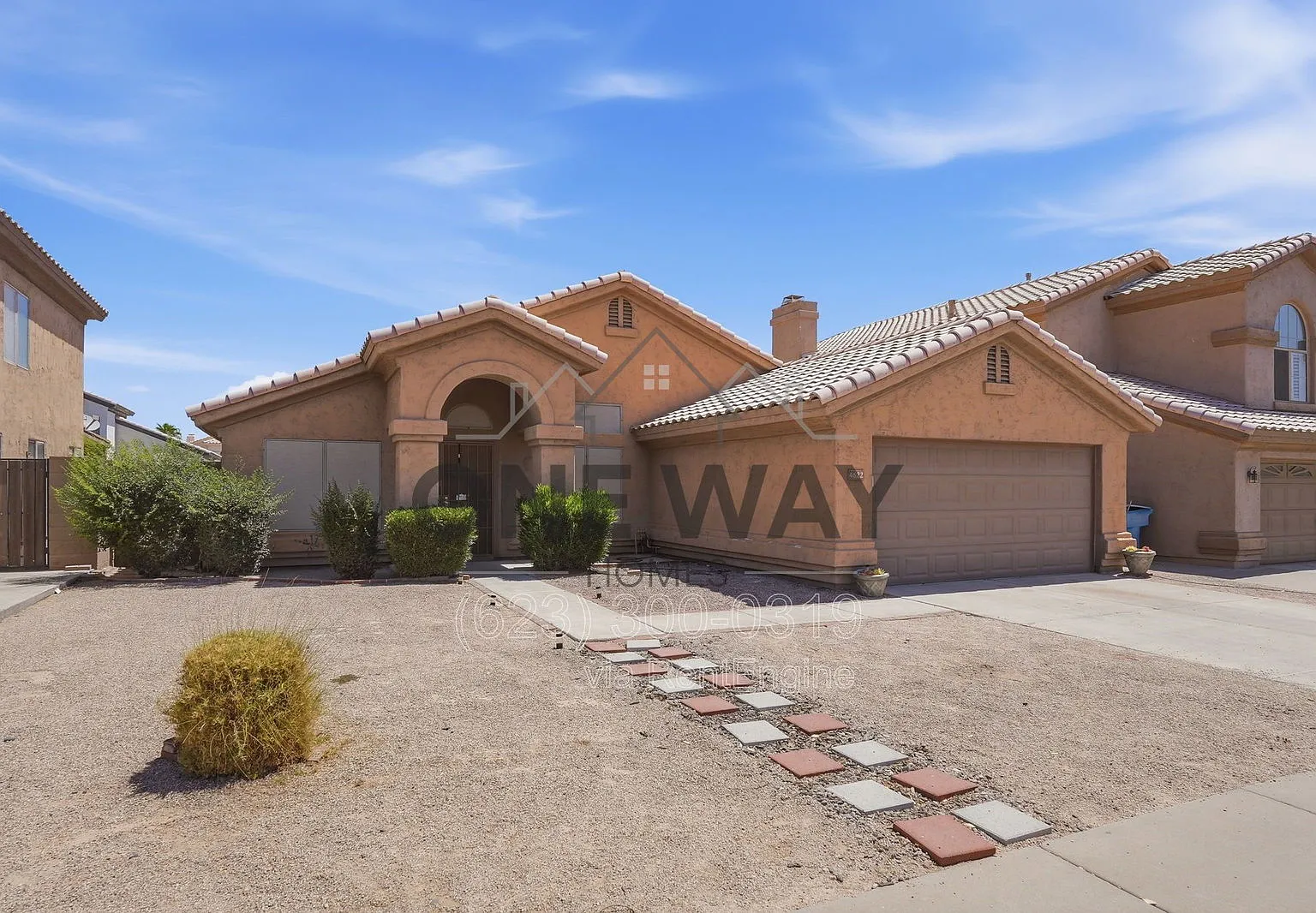 3 bed, 2.0 bath, 1833 sqft, $2,395 — Photo 3